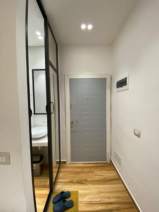 Luxury Apartment In Blloku Area 地拉那 外观 照片